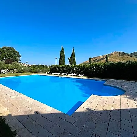 Colle Paciocco Aparthotel 3*